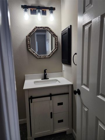 1714 Village Townhome Drive, Pasadena, TX 77504