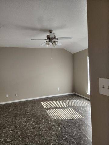 1714 Village Townhome Drive, Pasadena, TX 77504