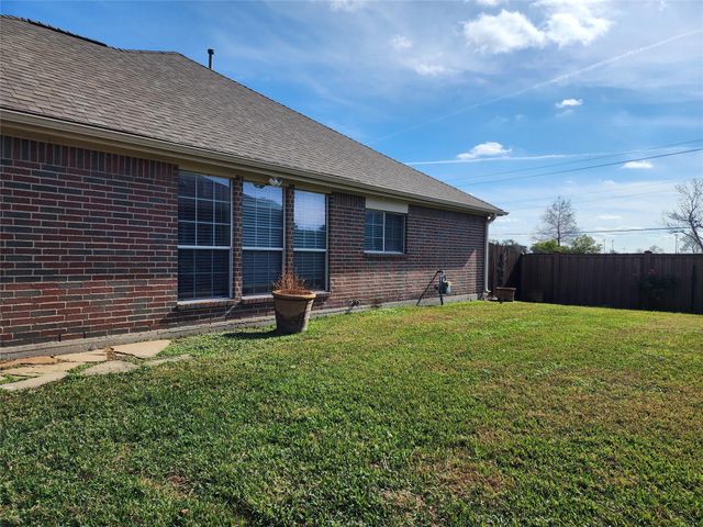 1714 Village Townhome Drive, Pasadena, TX 77504