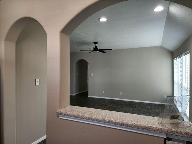 1714 Village Townhome Drive, Pasadena, TX 77504