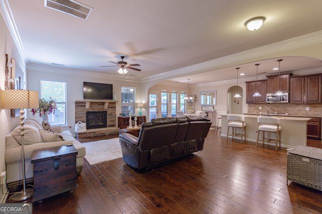 260 Savannah Drive, Senoia, GA 30276