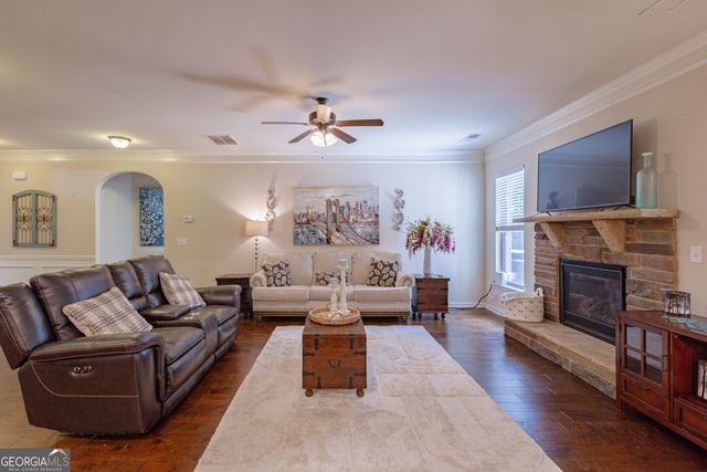 260 Savannah Drive, Senoia, GA 30276