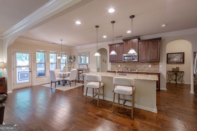 260 Savannah Drive, Senoia, GA 30276