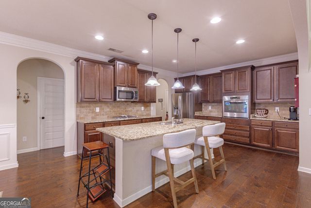 260 Savannah Drive, Senoia, GA 30276