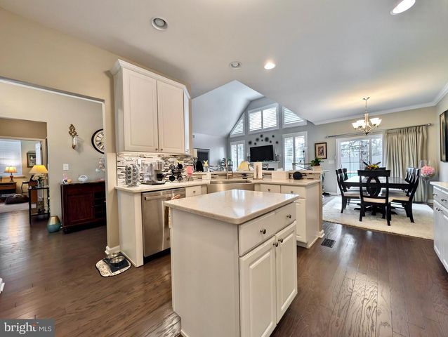 3519 DAYLILY DR, Emmaus, PA 18049