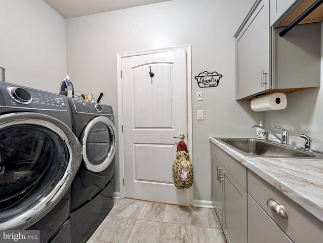 3519 DAYLILY DR, Emmaus, PA 18049