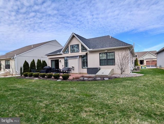 3519 DAYLILY DR, Emmaus, PA 18049