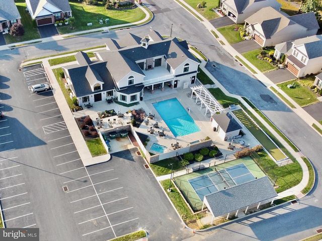 3519 DAYLILY DR, Emmaus, PA 18049