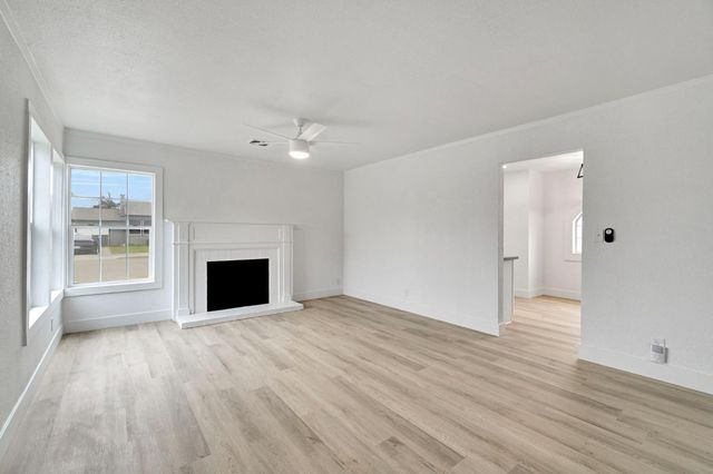 1503 N Pacific Avenue, Fresno, CA 93728