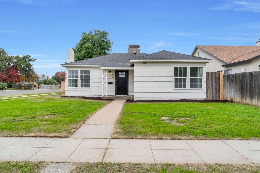 1503 N Pacific Avenue, Fresno, CA 93728