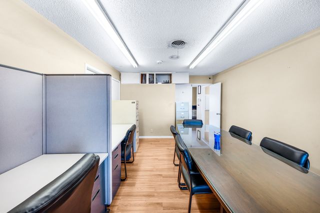 200 E Russell Avenue, Bonham, TX 75418