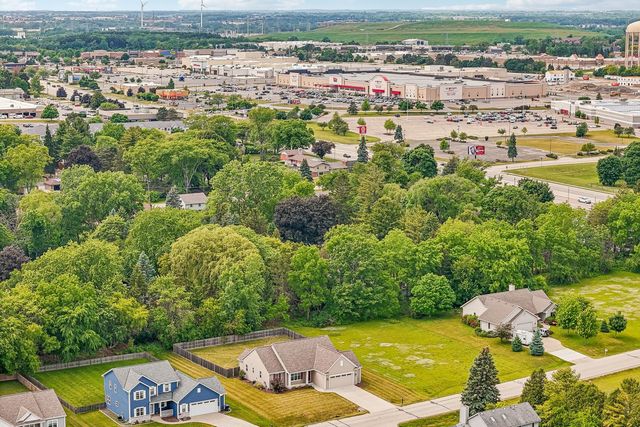3130 Pritchard Drive, Racine, WI 53406