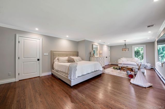 9 Maureen Drive, Mount Sinai, NY 11766