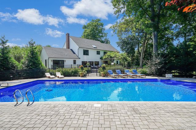 9 Maureen Drive, Mount Sinai, NY 11766