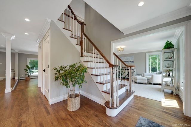 9 Maureen Drive, Mount Sinai, NY 11766