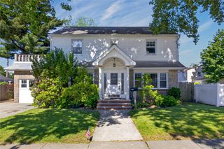 125 Hanson Place, Malverne, NY 11565