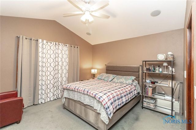 1794 Horseshoe Bend Drive, Perrysburg, OH 43551