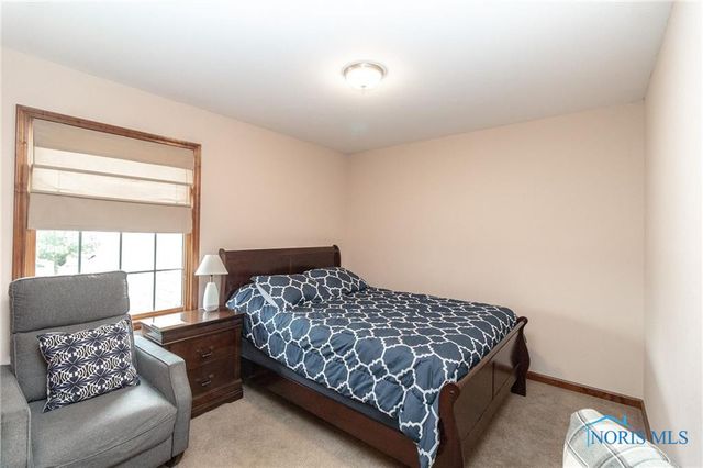 1794 Horseshoe Bend Drive, Perrysburg, OH 43551