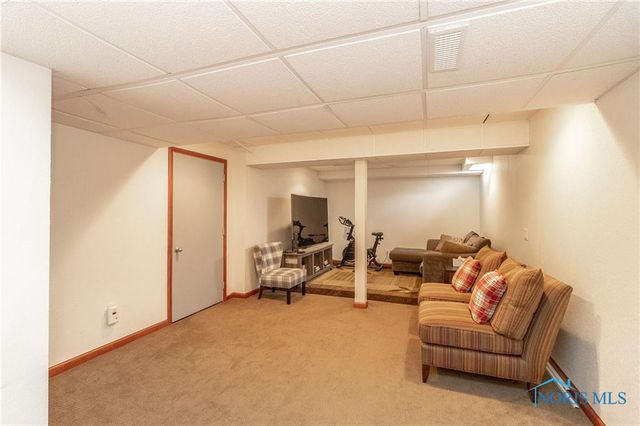 1794 Horseshoe Bend Drive, Perrysburg, OH 43551