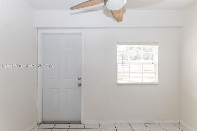 3777 NW 78th Ave 15C, Davie, FL 33024