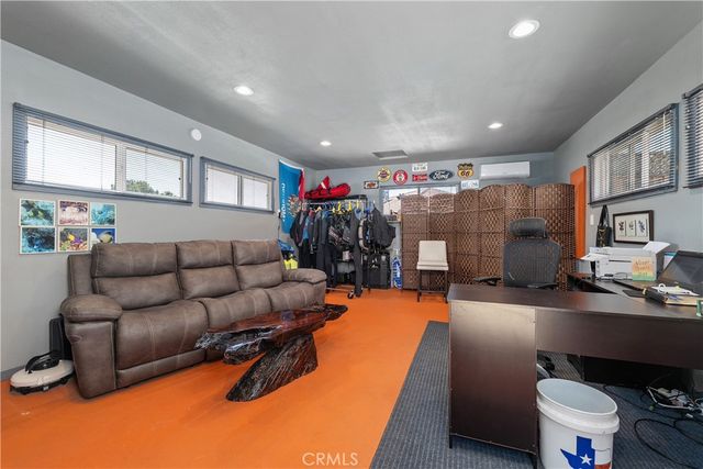 10739 Helendale, Tujunga, CA 91042