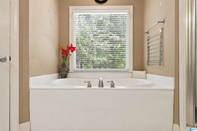 393 GREYSTONE GLEN CIRCLE, Hoover, AL 35242