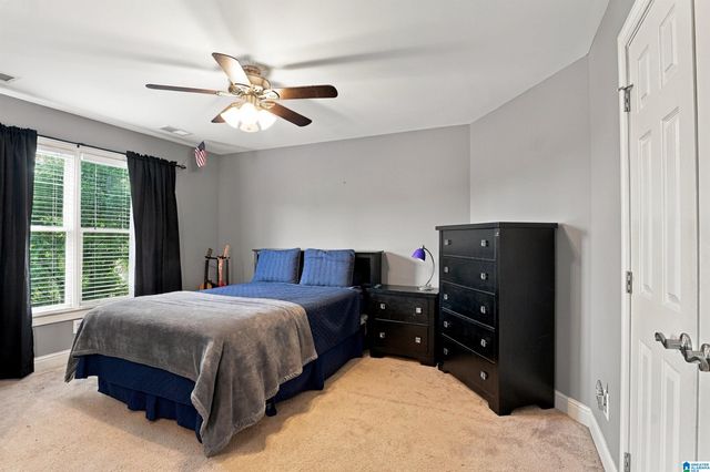 393 GREYSTONE GLEN CIRCLE, Hoover, AL 35242