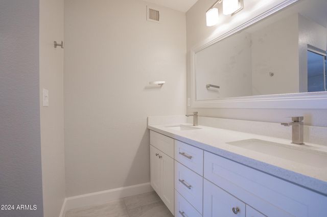 16630 N 67TH Street, Scottsdale, AZ 85254