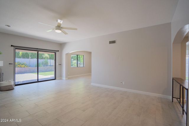 16630 N 67TH Street, Scottsdale, AZ 85254