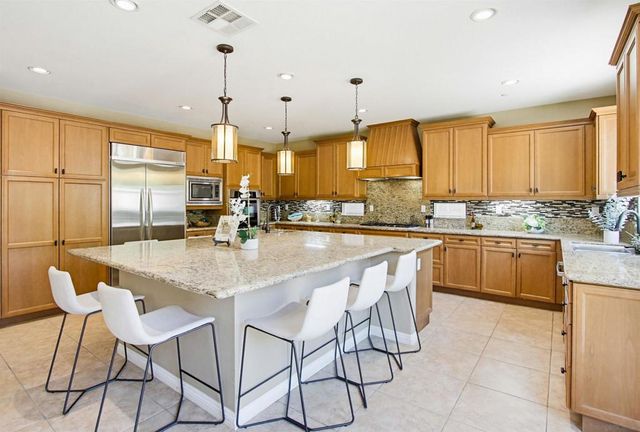 10226 Camino San Thomas, San Diego, CA 92127