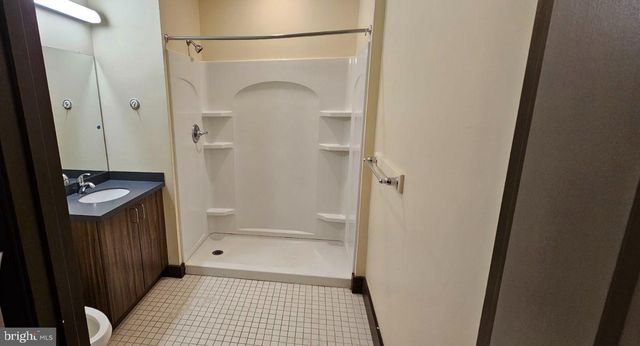 1438 N BROAD ST, Philadelphia, PA 19121