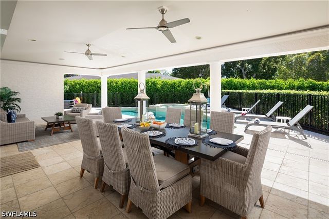 420 Palm CIR E, Naples, FL 34102