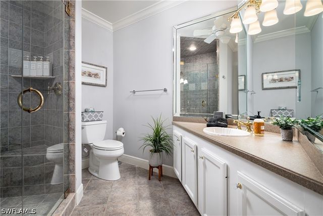 420 Palm CIR E, Naples, FL 34102