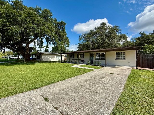 801 W 114TH AVENUE, Tampa, FL 33612