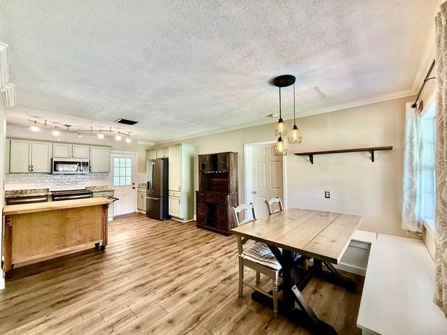 801 W 114TH AVENUE, Tampa, FL 33612