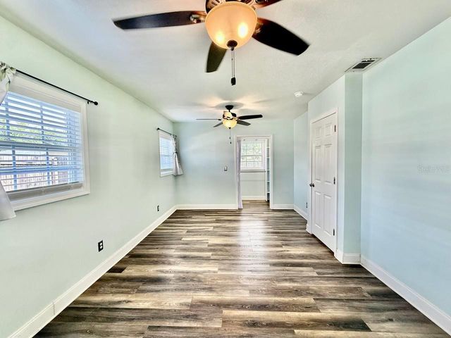 801 W 114TH AVENUE, Tampa, FL 33612