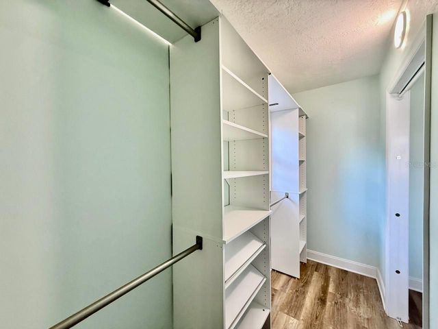 801 W 114TH AVENUE, Tampa, FL 33612