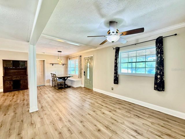 801 W 114TH AVENUE, Tampa, FL 33612