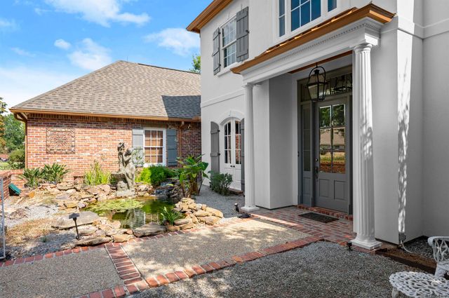 518 Willows End Ct, Baton Rouge, LA 70810