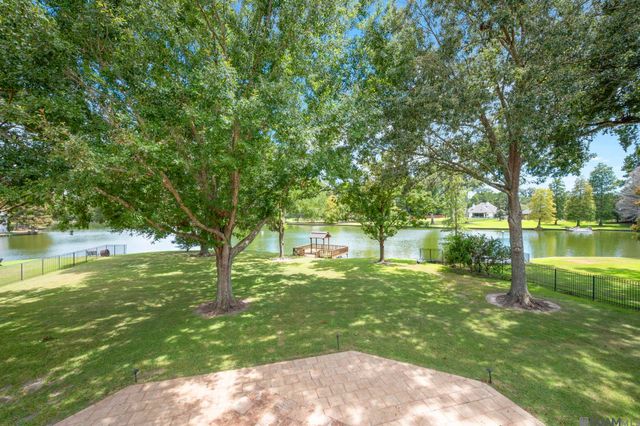 518 Willows End Ct, Baton Rouge, LA 70810