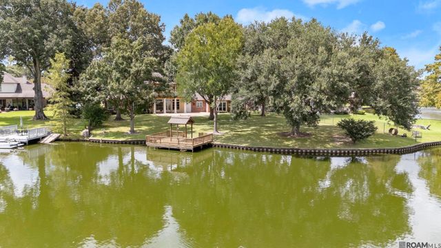 518 Willows End Ct, Baton Rouge, LA 70810