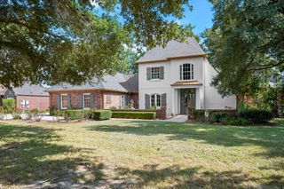 518 Willows End Ct, Baton Rouge, LA 70810