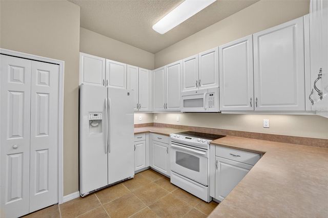 1312 HANSBERRY LANE, Ormond Beach, FL 32174