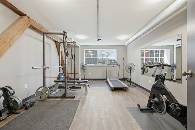 622 Gross St 306, Bloomfield, PA 15224