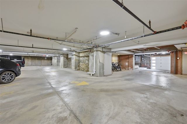 622 Gross St 306, Bloomfield, PA 15224