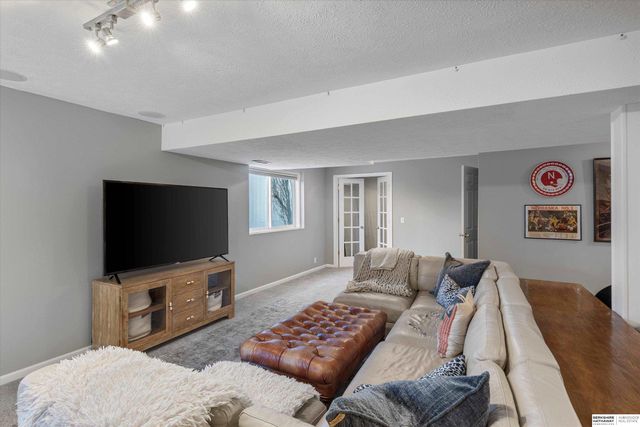 4243 N 163rd Avenue, Omaha, NE 68116