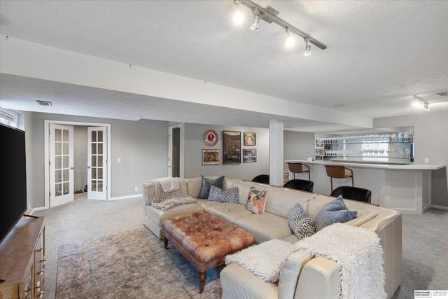 4243 N 163rd Avenue, Omaha, NE 68116