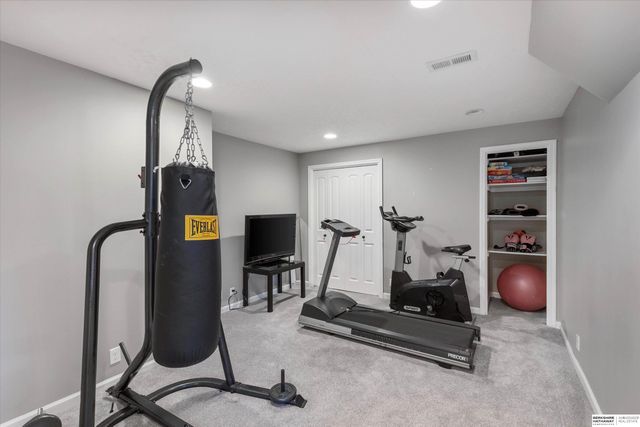 4243 N 163rd Avenue, Omaha, NE 68116