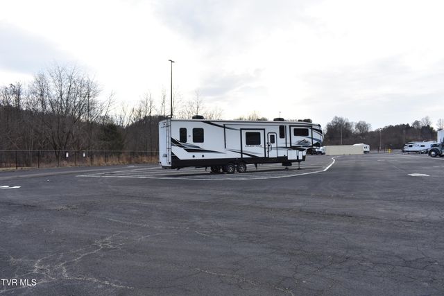 354 Shadowtown Road, Blountville, TN 37617