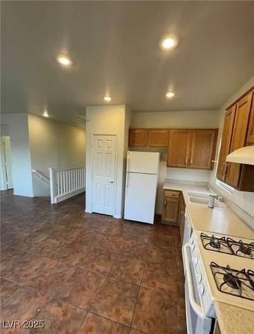 9402 Crimson Sky Street, Las Vegas, NV 89178